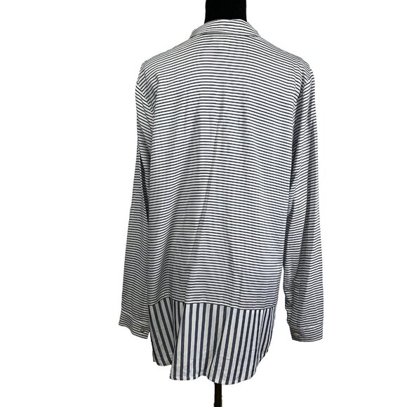J Jill Tunic Size M Top Nautical Striped Contrasting bottom, Lightweight Coastal - Picture 6 of 10